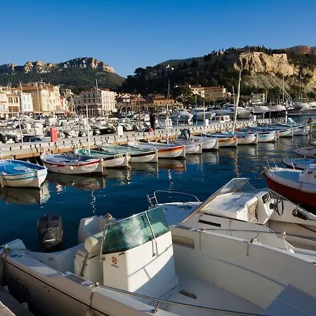 La Savinienne De Cassis- 5mn Port Face *